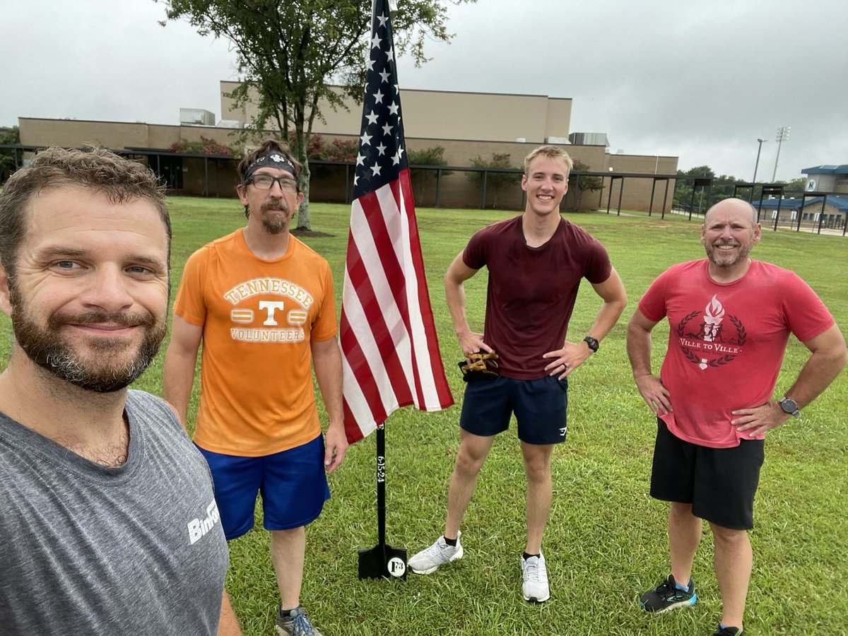 F3FlashDance's tweet photo. 4 PAX gathered at the DawgHouse for 5 rounds of pain, YHC repeatedly making mumble chatter about Spotify Playlist being 50/50 on accuracy #wrongdecade @F3LakeMurray https://t.co/POLT0o8Jqh