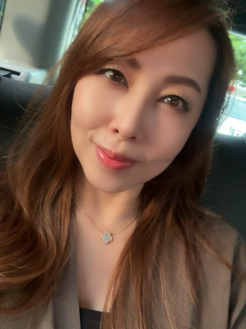 今日もお疲れ様☺️ なんか無性にコーヒーゼリーが食べたいな 買いに行こうかな https://t.co/aQxeztVHYK<a href="/tag/%E3%81%84%E3%81%84%E7%86%9F%E5%A5%B3%E3%81%AE%E6%97%A5"class="tags"><span>#いい熟女の日</span></a>