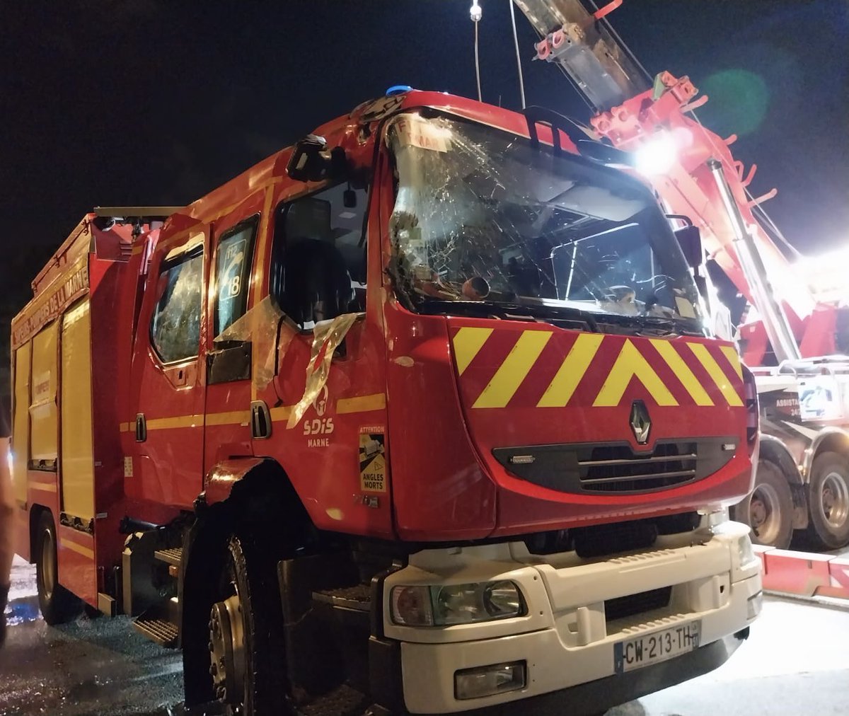 Sapeurs-pompiers de la Marne tweet media