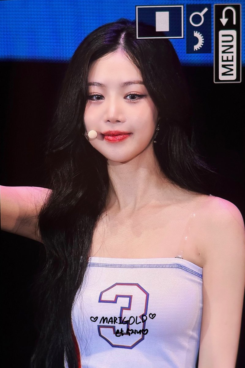𝙈𝘼𝙍𝙄𝙂𝙊𝙇𝘿 tweet media