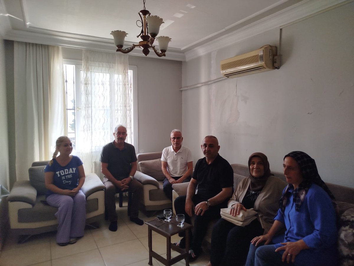 AkpartiCukurova's tweet photo. İlçe Başkanımız
 Sn @akincemal Koordinatörlüğünde Güzelyalı Mahallesinde Semih DEMİR Ziyaret Edildi. Nazik Ev Sahipliğinden Dolayı Teşekkür Ederiz https://t.co/Q7mgVi2RYN