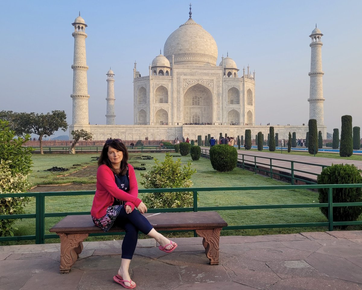 sharedtravels's tweet photo. Checking 'Visit the Taj Mahal' off my bucket list! This wonder left me absolutely speechless... or maybe that was just the 5 AM wake-up call. Either way, totally worth it!  #SharedTravels #IncredibleIndia #BucketListMoment #SunriseMagic #TravelDiaries #WondersOfTheWorld https://t.co/ydg7HcNE1z