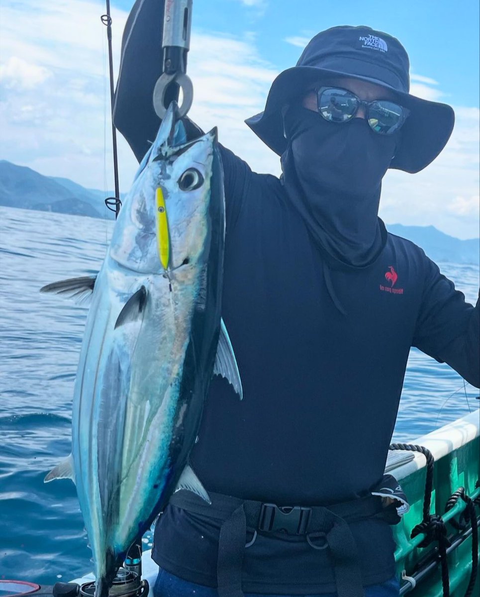 ryosuke_mrmkmh's tweet photo. SLJでカツオ釣れました🎣
#SLJ #カツオ https://t.co/MCzt3y2Wag