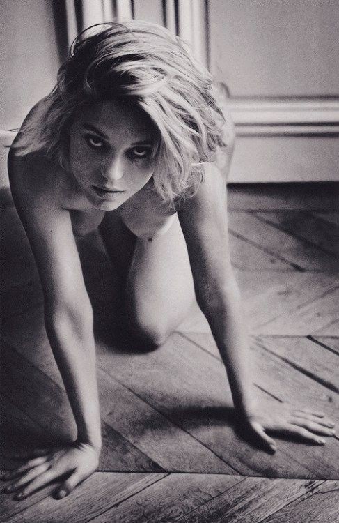 FabioMatteuzzi's tweet photo. Léa Seydoux #LeaSeydoux #Actress #moviestar #glamour @zoesfeatherboa @Hispalense1981 @ShadowMinos86 @jmlpyt @edgarcesllamas @Petan19000893 @PerpetuaScion @NudityIsBeauty @CecieSinclair @Stonerock991 @NudeXArt @Tribe_XX @tioricocampos @hart_engel https://t.co/EDqOhqDp2Z