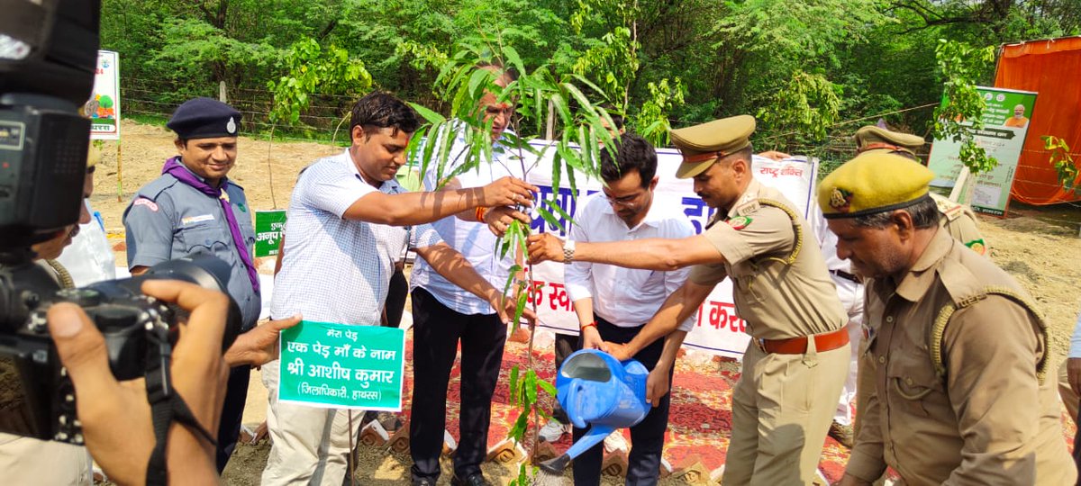 DM Hathras tweet media