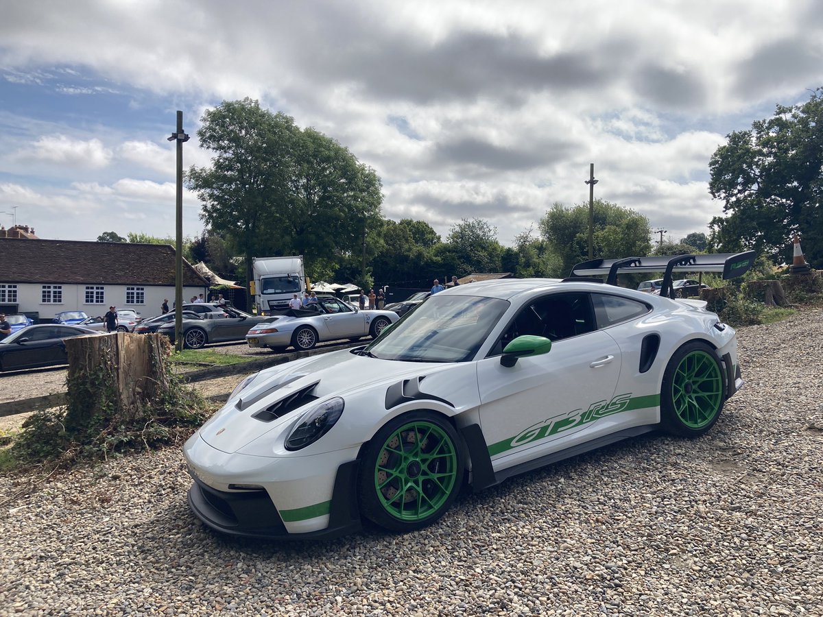 MAX DeFROST tweet media