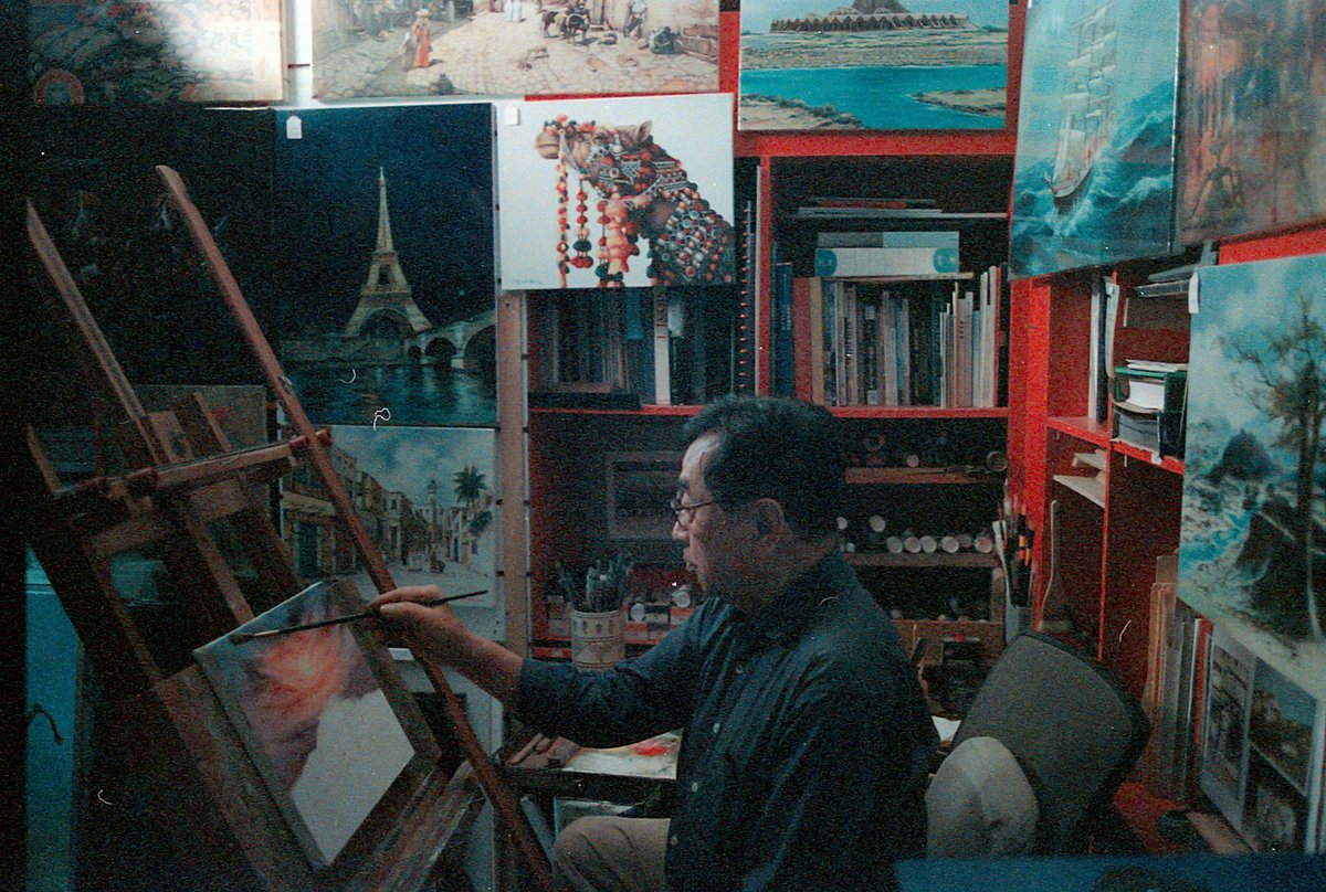 ثمانية tweet media