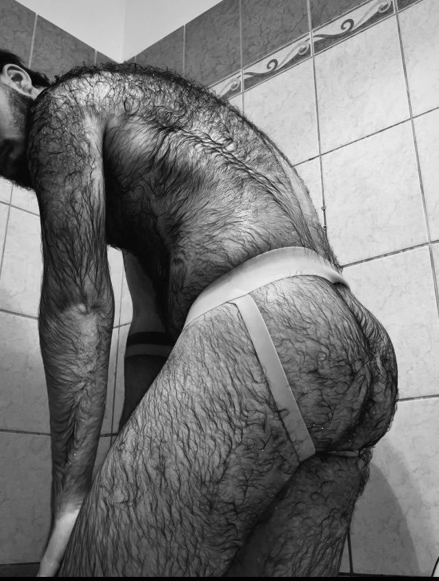 trimmer202324's tweet photo. #furrymale #furryman #furryback https://t.co/QyfDR5sKRd