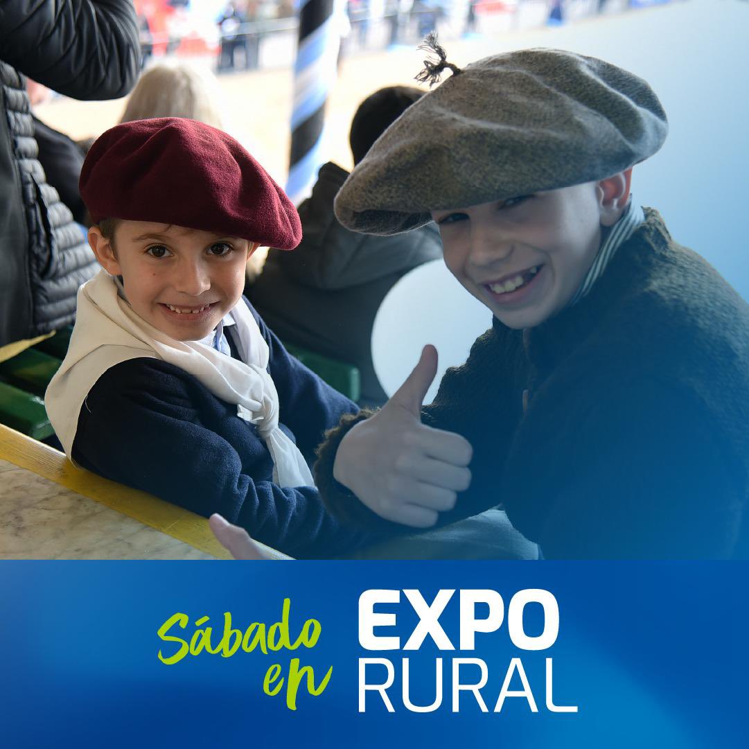 exposicionrural's tweet photo. ¡ARRANCÓ EL FIN DE SEMANA EN EXPO RURAL! 🥳
¡El #DíaDelAmigo lo disfrutamos acá!🫂🧉
Sacá tus entradas en https://t.co/biLQUSUkZz o en boletería de la rural y vení a disfrutar de todo lo que el campo tiene para ofrecerte🙌🏼
#ExpoRural24 #ER24 #MuchoMásQueCampo https://t.co/Uw9NkyreWt