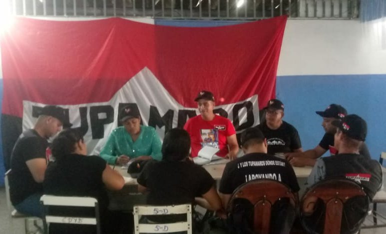 Con Camaradería y Alegría La Dirección Operativa <a href="/TupamaroMRT_/">Movimiento Revolucionario TUPAMARO Vzla.</a> del Edo. <a href="/Sucre_MRT/">Sucre_MRT</a> se reúne y planifica actividades para los días previos y posteriores al proceso #28J , Pregonamos la Paz, #VotaTupamaro.

#YoVotoTupamaro
<a href="/NicolasMaduro/">Nicolás Maduro</a>
#TupamaroConNico
#VenezuelaPintaBonito