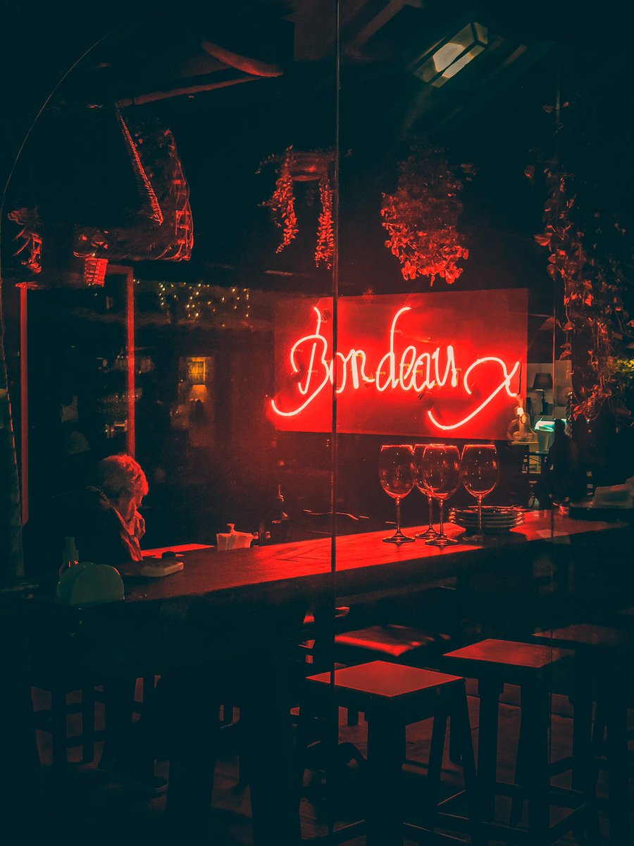 Gm guys 

Socially Alone still available 

opensea.io/assets/ETHEREU…