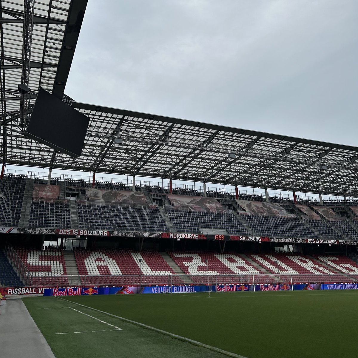 swfc's tweet photo. 📍 Red Bull Arena 🇦🇹 

#swfc https://t.co/BZ8YgylKW5