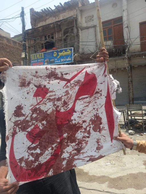abdulrahmanpp22's tweet photo. Blood of innocent Pashtuns flowed again as #PakArmy opened indiscriminate fire on a peace gathering of thousands in #Bannu.

The #Pakistan state is deliberately normalizing violence against peaceful #Baloch and #Pashtun communities. 1/2

@a_siab @SangatChe
@pashtunistan041 https://t.co/shWesSBrKc