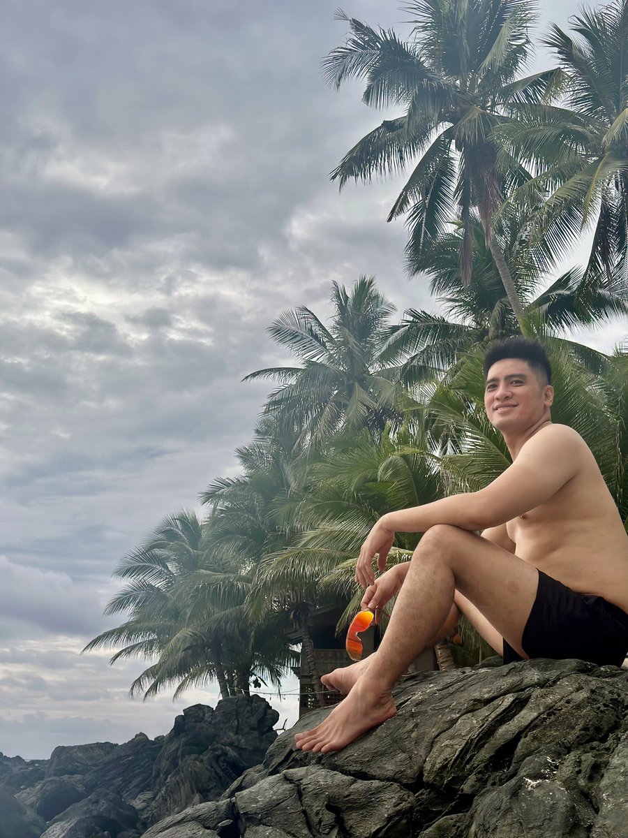maikfrance's tweet photo. On the rocks #govgen #davaooriental https://t.co/BC7lne3IWh