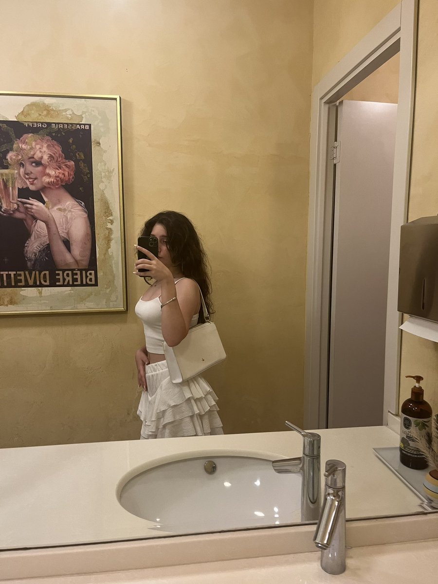 Esmer bomba loading..