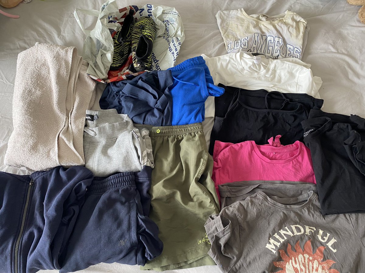 MissR987's tweet photo. @LarchwoodPS just a few bits of lost property that need to find their home….. all clothes have been laundered. https://t.co/Fs44z1scSZ