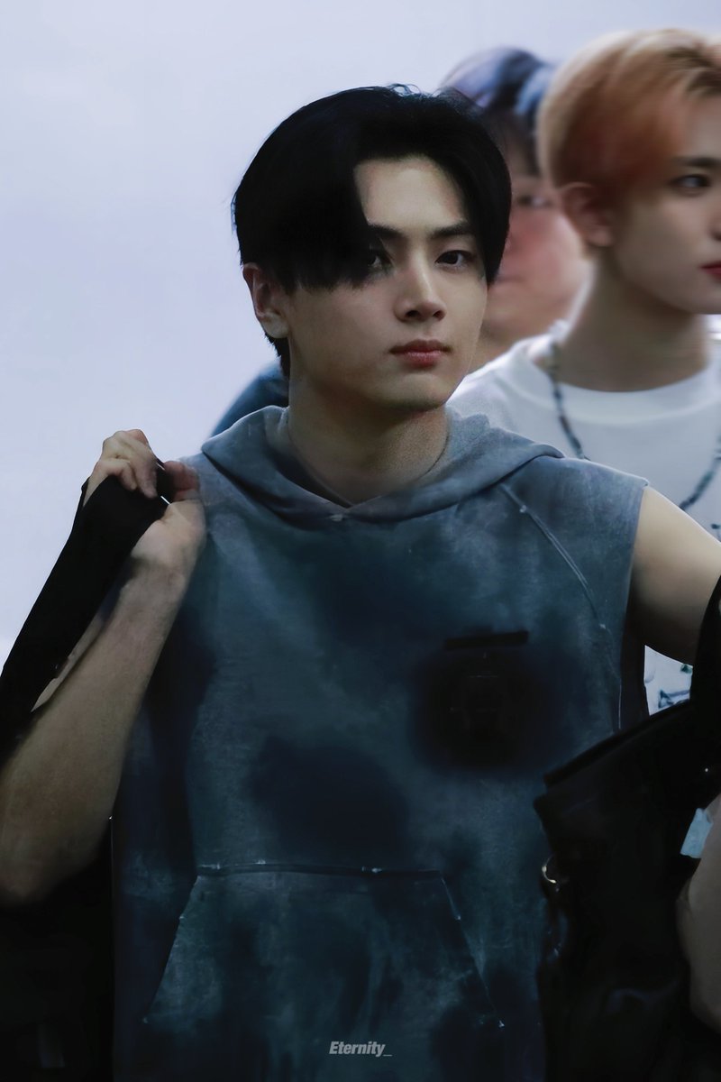 𝙀𝙩𝙚𝙧𝙣𝙞𝙩𝙮_ tweet media