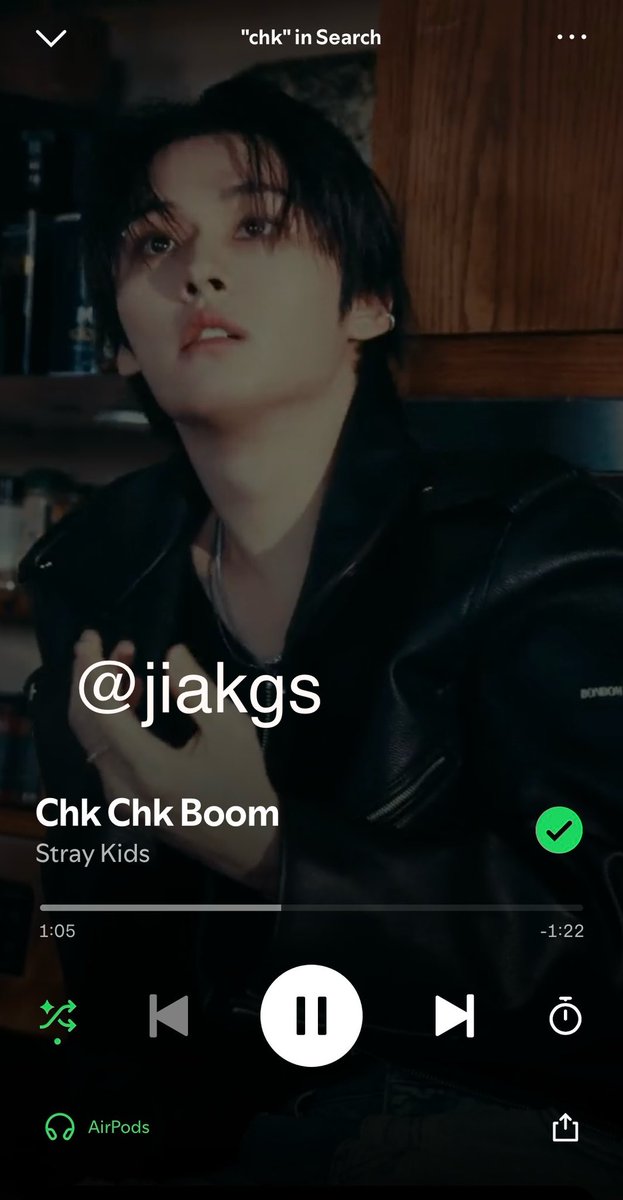 Jiakgs's tweet photo. @ProdbyHyunSung And I paused right at my handsome man 🤭 https://t.co/Ag9UQD43wO