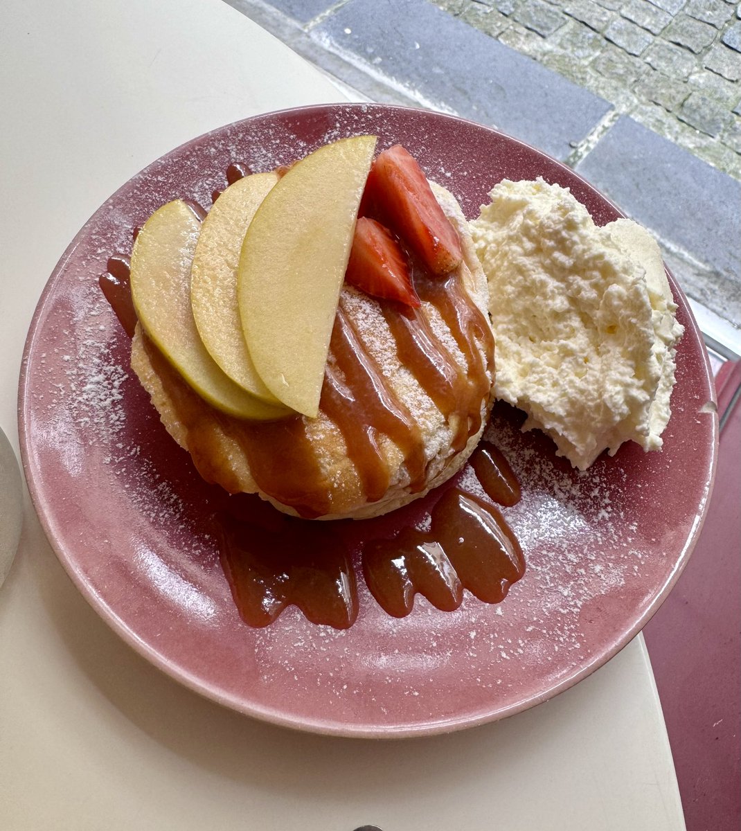 JoanieX2's tweet photo. Best. Brunch. Ever. (At least during this trip) 🥞🍳🇫🇷👌🏼#lacollation https://t.co/Ez7ls85vN9