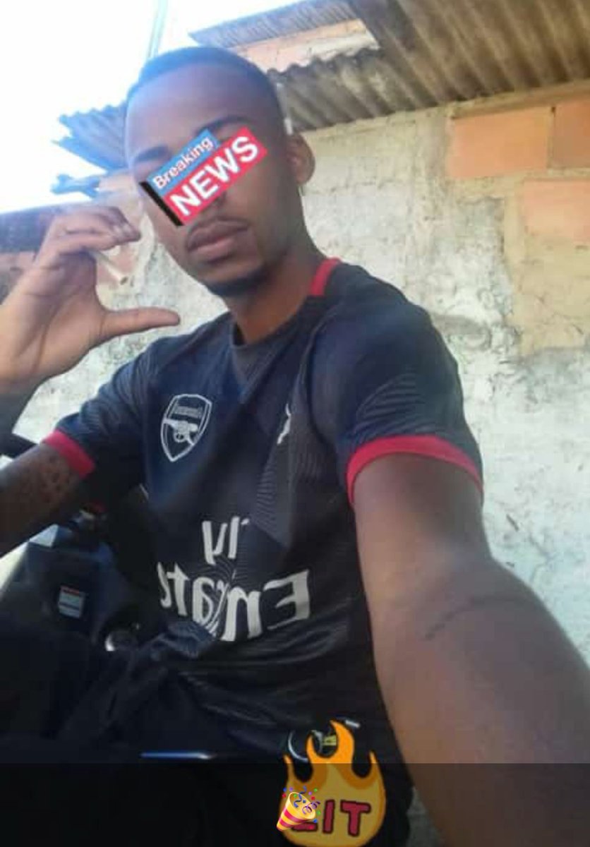Hoje é dia do meu primeiro amor .
Feliz vida meu amor que Deus te abençoe e te proteja sempre .🎂🎉💙.