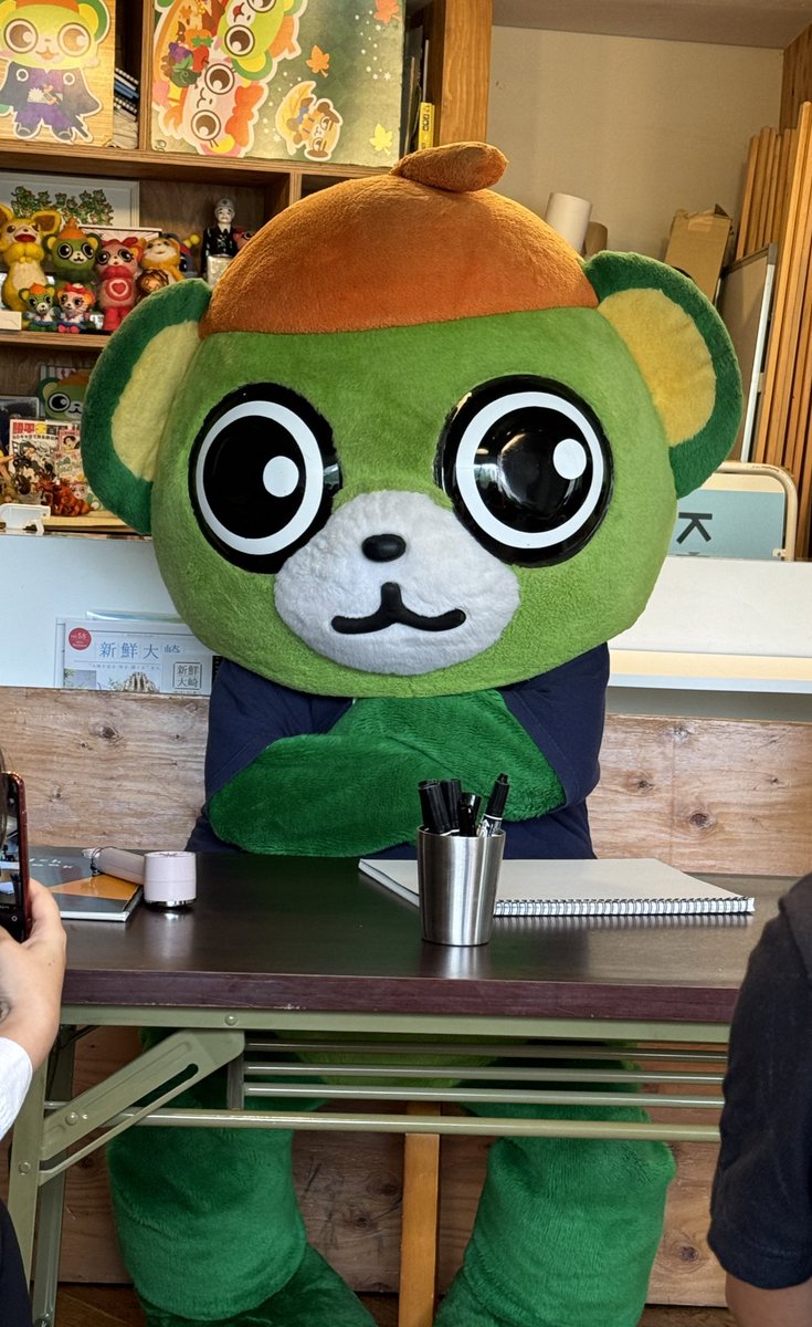 yo_tan's tweet photo. イッちゃんの夢は。。。?
まさかのアナウンサー!!
どこのアナウンサー?と聞かれ
まさかまさかのN◯K!!
アナウンサーだけでもビックリだったのにN◯で更にみんなビックリ😂
#大崎さんと暑い初夏 #大崎一番太郎project30 #ride16 https://t.co/YqC87VHpOD