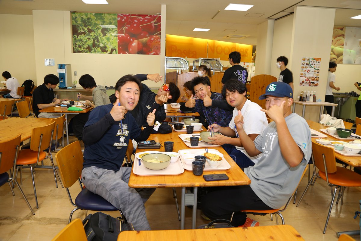 NFUalumni's tweet photo. こんにちは、#日本福祉大学同窓会 です。7月1日から5日までの5日間、美浜・半田・東海の生協キャンパス食堂で全メニュー半額キャンペーンが実施されました。これは同窓会のカード会員チャージバックからキ��ンペーンに必要な経費を生協に寄付して実現し、大反響でした。 https://t.co/axGOcOuyHs