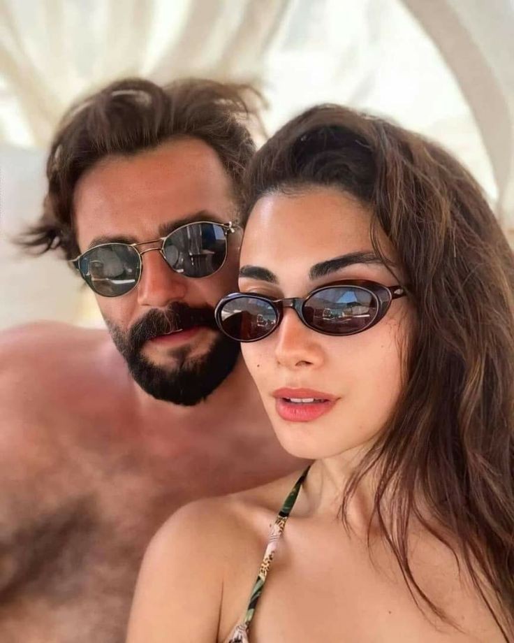saheryaman's tweet photo. #özgeberk #özgeyagiz aşk #gökberkdemic varr varr varr varr https://t.co/G0Bngb9roS