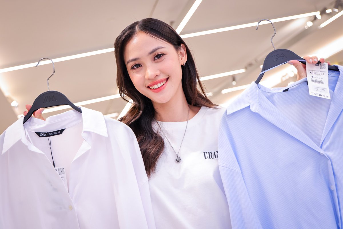 yeoja_pfriend's tweet photo. This is the FINAL CALL of ”centralwOrld The Greatest Grand SALE 2024“ 

โอกาสสุดท้ายของการช้อปของเซลแบบจัดหนักกลางปีนี้ กับสินค้า Further Reduction หลากหลายรายการ 

วันนี้ถึง 31 ก.ค. 67 นี้เท่านั้น มาช้อปกันที่เซ็นทรัลเวิลด์นะคะ 💫🫶🏻

#TheGreatestGrandSale2024 #centralwOrld https://t.co/RsBmvXxmig