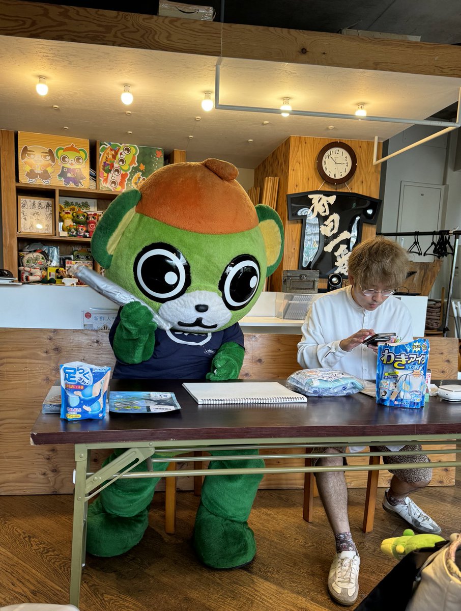 yo_tan's tweet photo. 1回休憩を挟んで戻ってきてからは暑さ対策グッズを色んなと見ていくよー☆
#大崎さんと暑い初夏 #大崎一番太郎project30 #ride16 https://t.co/TWRcuOsKYZ