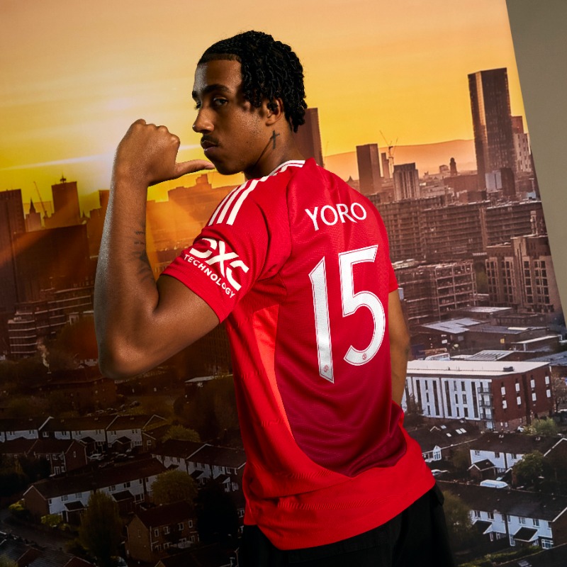 Leny Yoro is our new no.15 ❤️ #MUFC || @Leny_Yoro