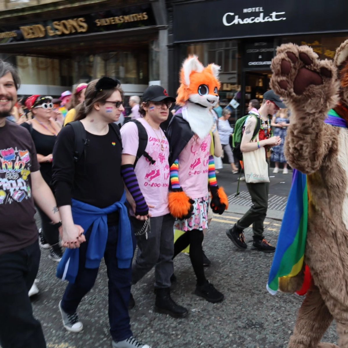 We are live from <a href="/northernprideuk/">Northern Pride</a> 

Come join us! Come come hi if you see us! 

Happy Pride! More photos on our Facebook. 💖🏳️‍🌈💖
#northernpride #prideinthecity #newcastlepride