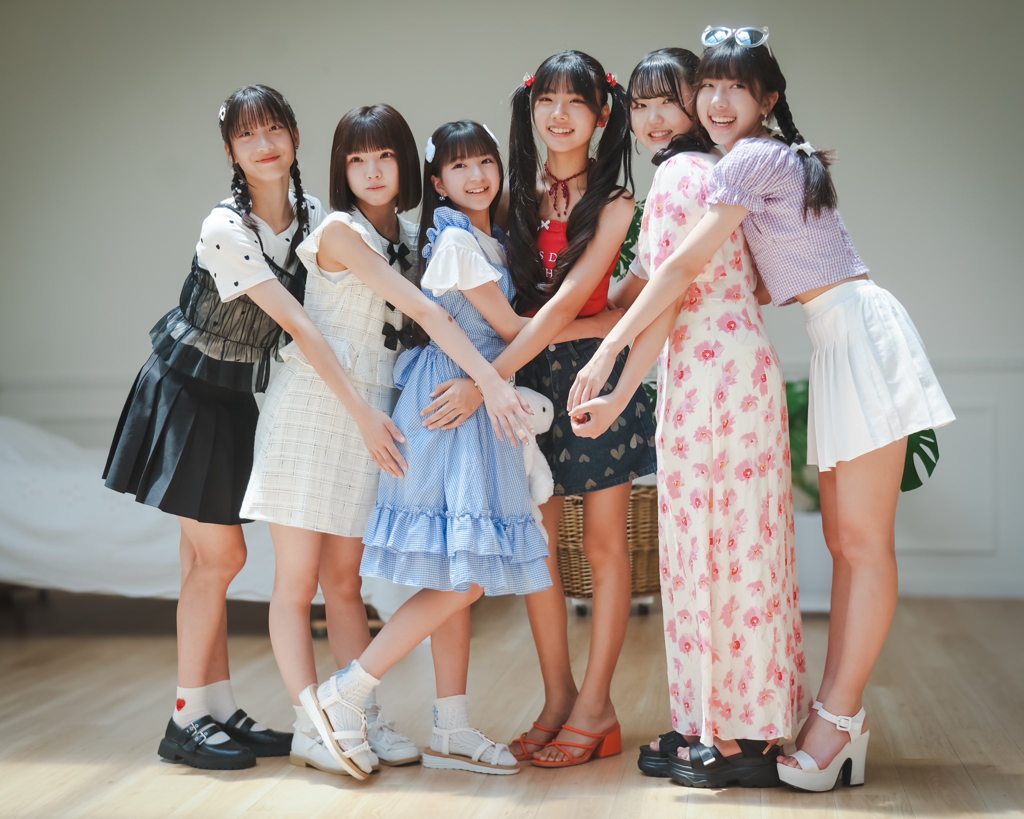 るるるこうる - অনুসন্ধান / X