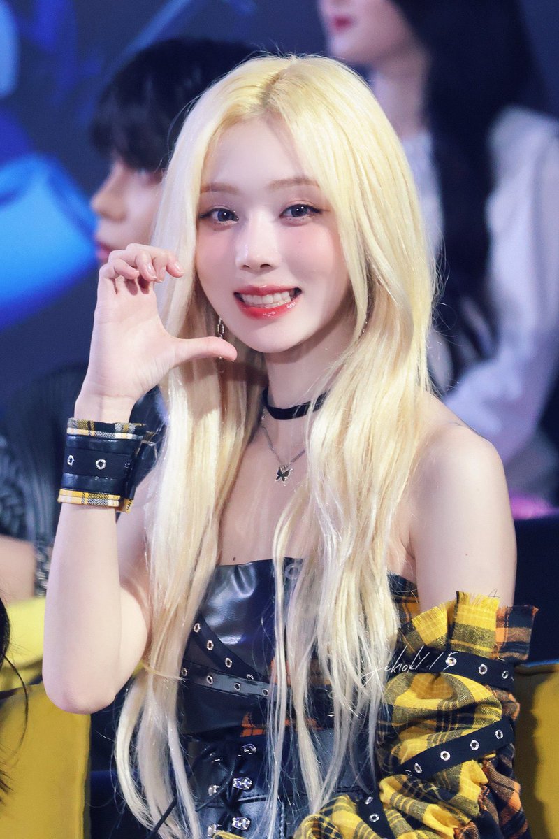 ✧・゚ * Min떵 ☘︎・゚:* tweet media