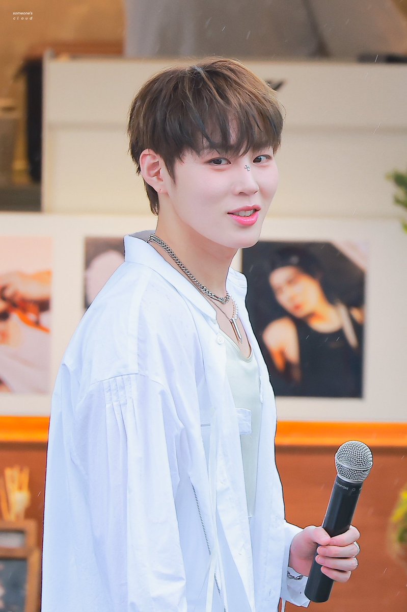 someonescloud's tweet photo. 240720

오늘은 푹 자 성운아

⋆｡ ﾟ☁︎｡ ⋆｡ ﾟ☾ ﾟ｡ ⋆

#하성운
#HASUNGWOON https://t.co/aRqWUbiaga