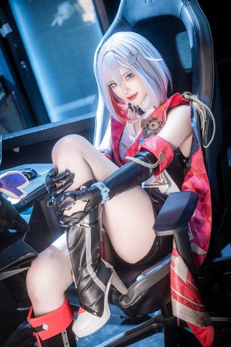 コスプレイヤーosten坂多多のTwitter画像11