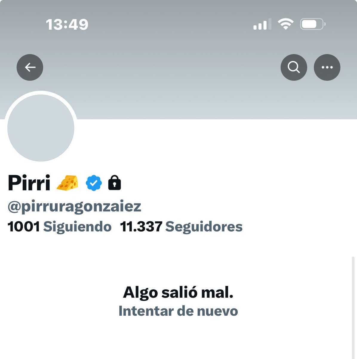 TirodeGraciah's tweet photo. Parece ser que lo de ir nazi, racista, misógino, y que la gente descubra que eres un termotanque de bollycaos con patas, no salió del todo bien, ¿eh?. https://t.co/UFIK5d4Eu7