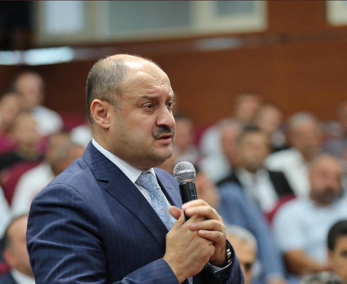 Hiç uzatmaya gerek yok süslü püslü sözlerede gerek yok iyi dert koymuş içinize  sıkıntı yok halkın yanındaki protokolü gönül sevgisidir baş köşedir #MehmetKasimGülpınar