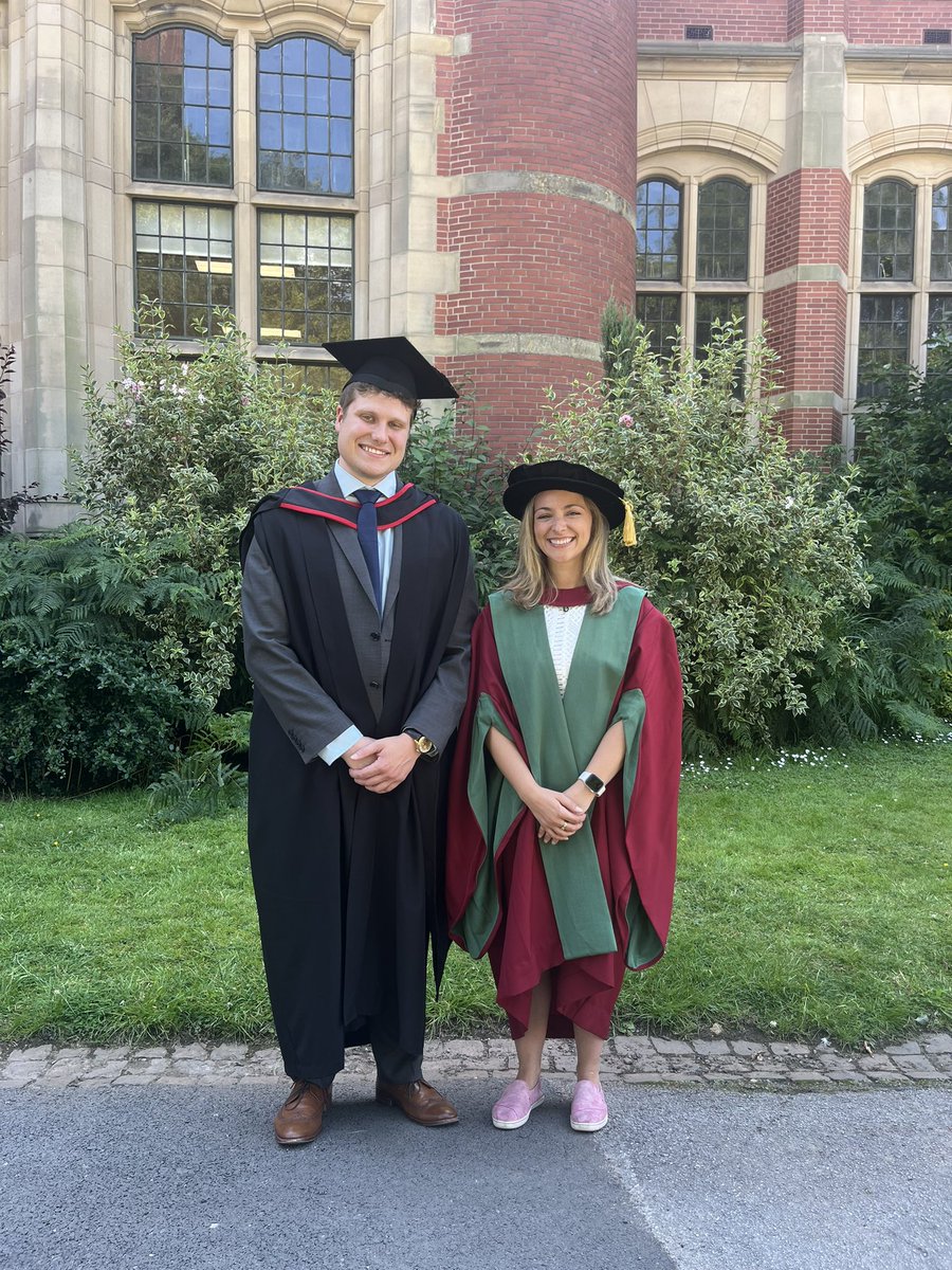 TiffanyGooden3's tweet photo. Yesterday was a wonderful day! I graduated with a PhD and saw two of my Masters students also graduate 🎉🙌🏼🥰 a huge thanks to my supervisors (@ProfNeilThomas @Nirantharakumar Semira Manaseki-Holland and Sheila Greenfield) and the many others who supported me along the way! https://t.co/87FjA30m34