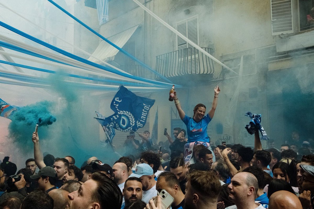 Perché #Napoli è diventata di gran moda in tutto il mondo!!! Cinema, musica, letteratura, cibo, fashion e Maradona <a href="/sole24ore/">IlSole24ORE</a> 24plus.ilsole24ore.com/art/cosi-napol…