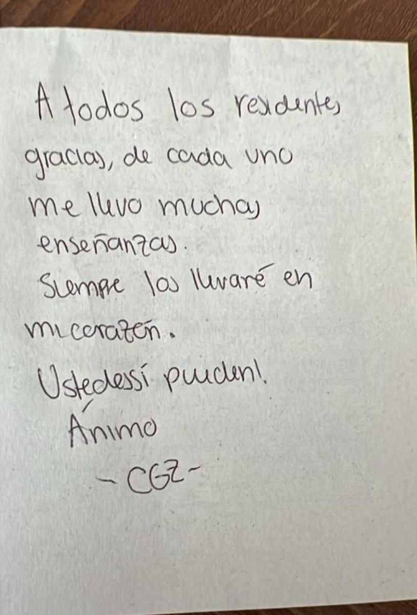 rcnradio's tweet photo. #EsNoticia | La Asociación Nacional de Internos y Residentes pidió que se analice y se investigue la muerte en extrañas circunstancias de la residente de cirugía perteneciente a la Universidad Javeriana, la profesional Catalina Gutiérrez, quien al parecer, habría dado a conocer los maltratos y abusos que pudo recibir la joven.

A través de redes sociales, circula un mensaje escrito que dejó la mujer, antes de morir. "A todos los residentes gracias, de cada uno me llevo muchas enseñanzas. siempre los llevare en mi corazón, ustedes sí pueden, ánimo".