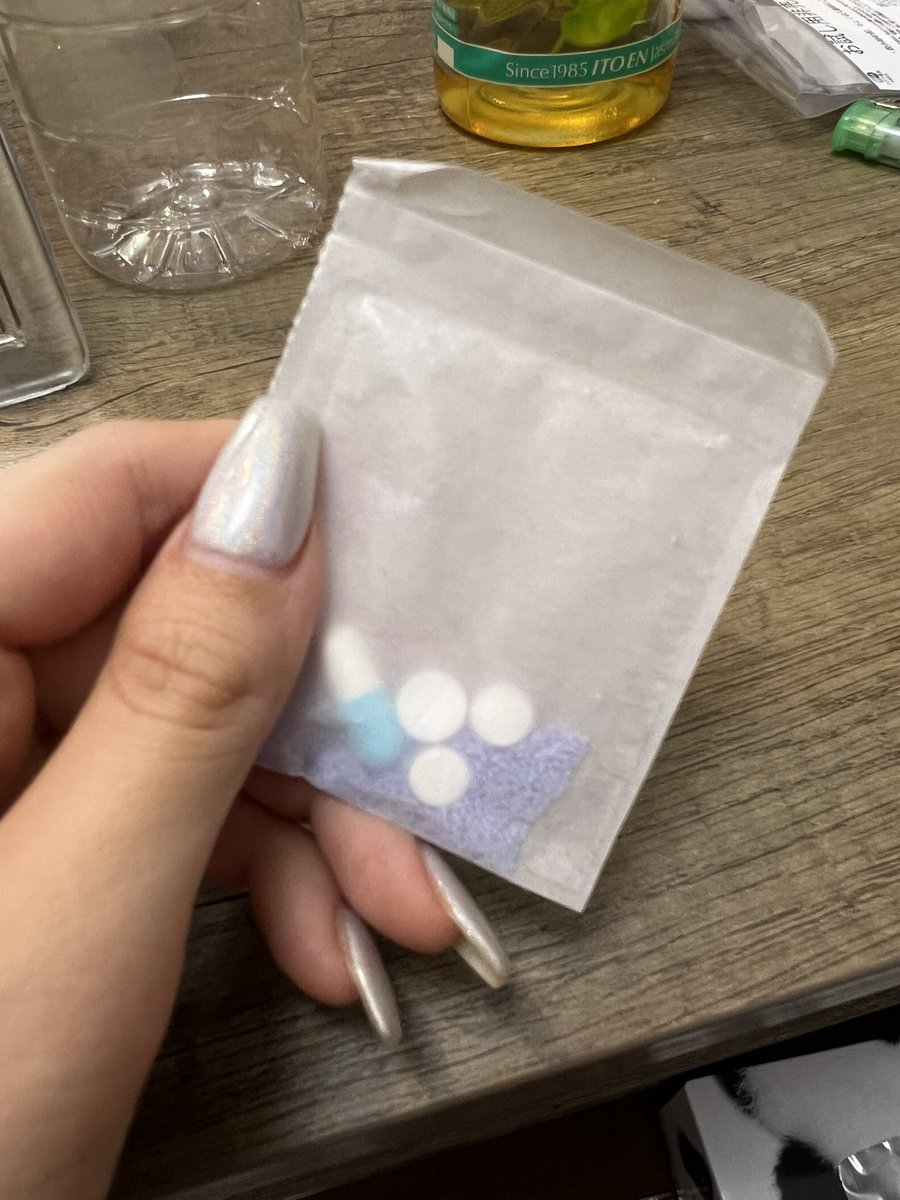 Kyamataaan's tweet photo. 最近お酒を飲む時これが欠かせない！
めちゃくちゃ次の日楽になる、効果抜群すぎるからみんな使ってみてほしい https://t.co/1wbALVaoqd