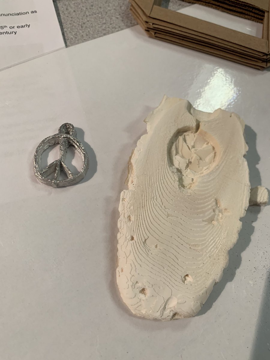 Hayley Simmons tweet media