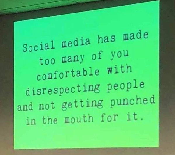 woofknight's tweet image. 