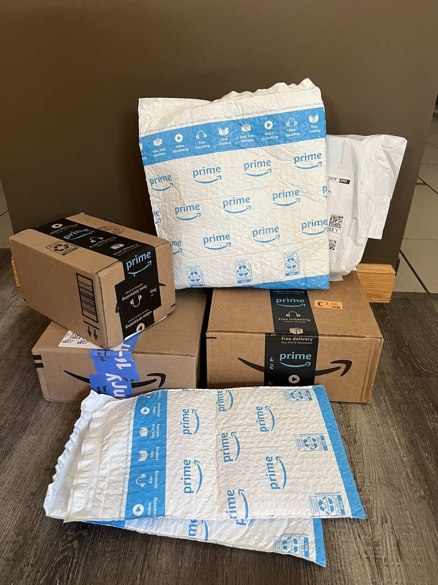 🤩I have #clearthelist packages to open! I’m so excited for my students! Thank you to <a href="/amazon/">Amazon</a> for the impeccable delivery again!🚚🟠📦