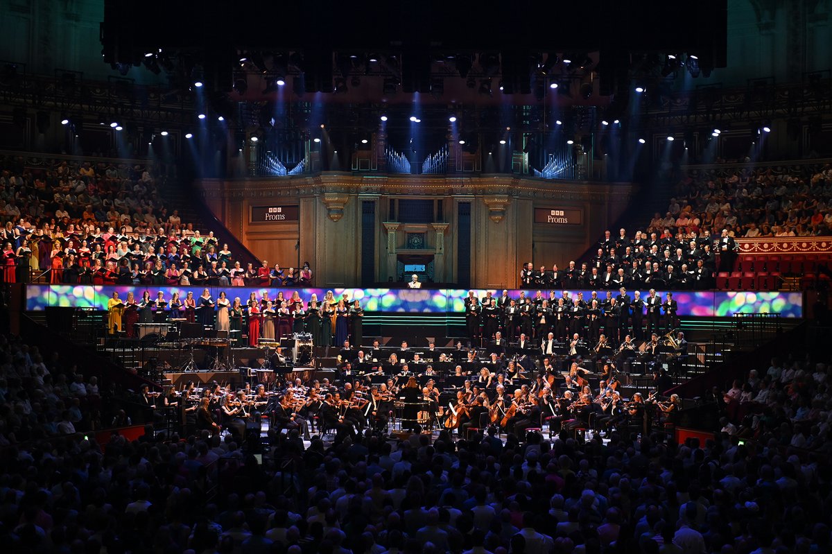 BBCSingers's tweet photo. It was thrilling to be back at @RoyalAlbertHall for #FNotP 2024 🎶 

A huge thank you to conductor @itselimchan, pianist @IsataKm, soprano @SophusBevanus and our friends @BBCSO &amp; Chorus! 💐

Watch on @BBCiPlayer. Listen on @BBCSounds. #BBCProms

📷 Chris Christodoulou https://t.co/38WmzLcFhT