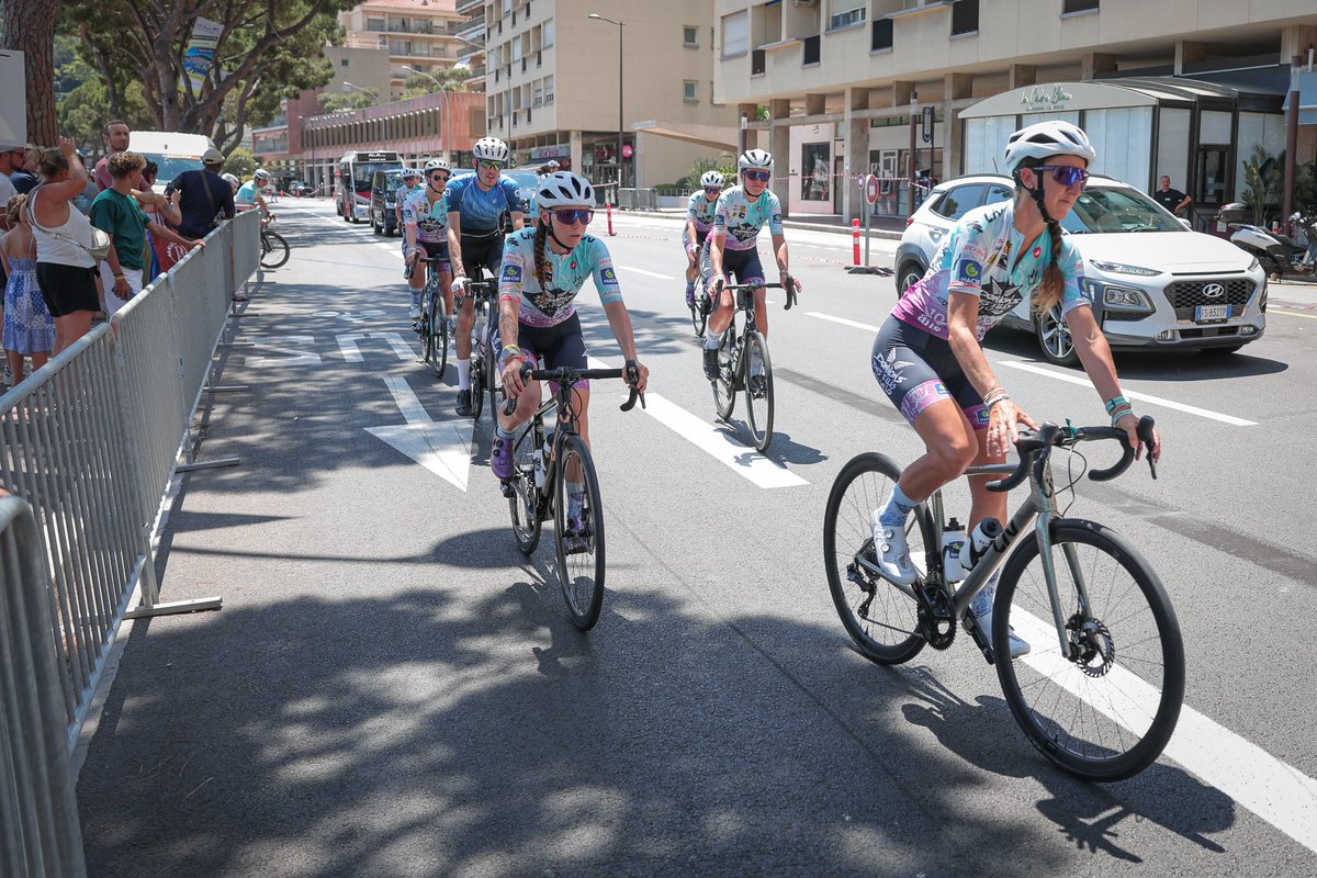 Monaco Info (@monaco__info) on Twitter photo Retour en images sur le départ de l’initiative « Donnons des Elles au vélo ».
Les sportives ambassadrices se sont lancées sur le même parcours de l’étape du Tour de France pour promouvoir la mixité dans le sport.
© Direction de la Communication / Stéphane Danna
<a href="/desELLESauVELO/">Donnons des elles au vélo</a> Retour en images sur le départ de l’initiative « Donnons des Elles au vélo ».
Les sportives ambassadrices se sont lancées sur le même parcours de l’étape du Tour de France pour promouvoir la mixité dans le sport.
© Direction de la Communication / Stéphane Danna
<a href="/desELLESauVELO/">Donnons des elles au vélo</a>
