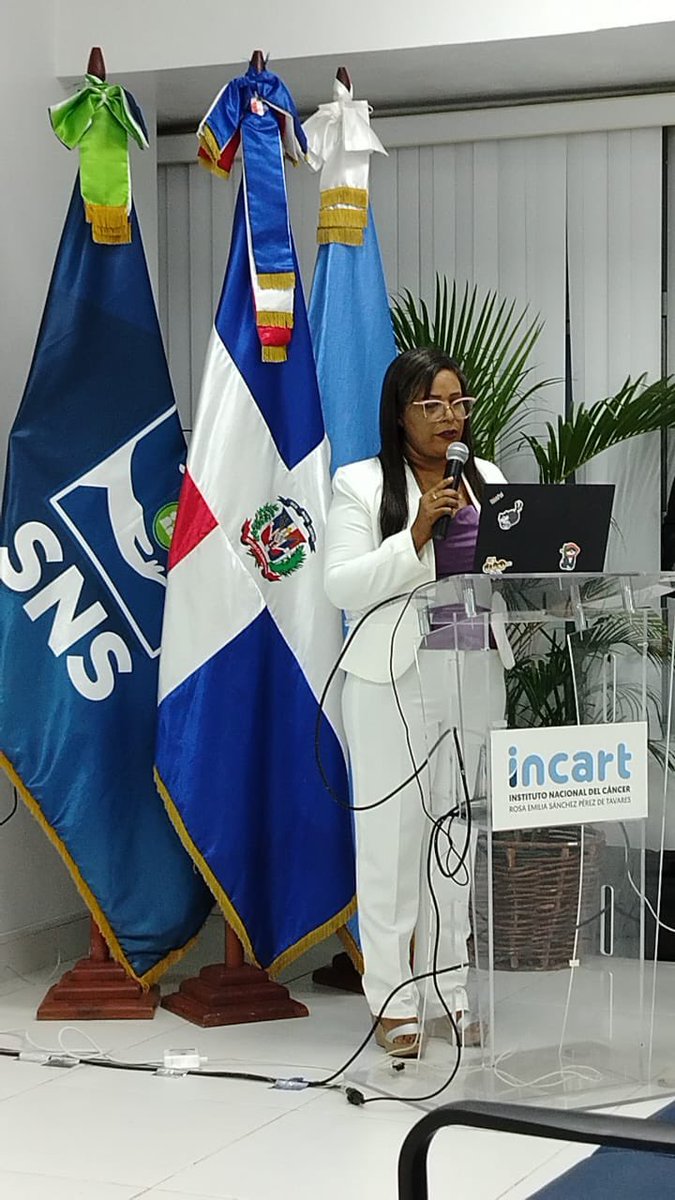 RamligPichardo's tweet photo. En educación continuada “2da Jornada de Dilemas Médico-Ético-Legal” Gracias a la Sociedad Dominicana de Cirugía Oncológica #sodoco https://t.co/9wy8oNcoMD