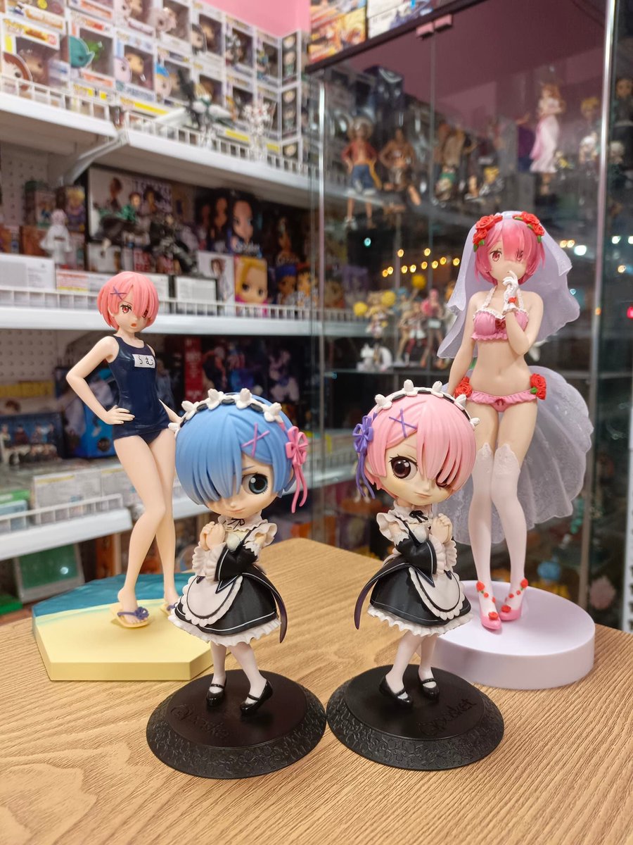Fan Base Café & Store tweet media