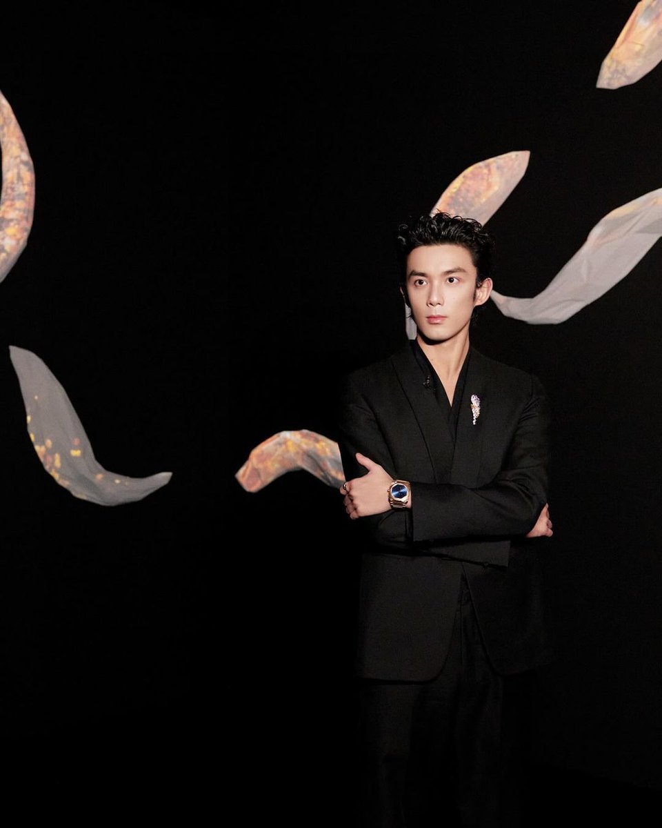 krwxciii's tweet photo. I think you forget the password 😅😅😅🤣🤣🤣🫶🏻🖤🥹👏🏻👍🏻✨🥰🤘🏻
#Bvlgari #BvlgariJewelry
#Serpenti #SerpentiFactory
#吴磊 #WuLei #LeoWu #อู๋เหล่ย https://t.co/0JbjtIdvdY