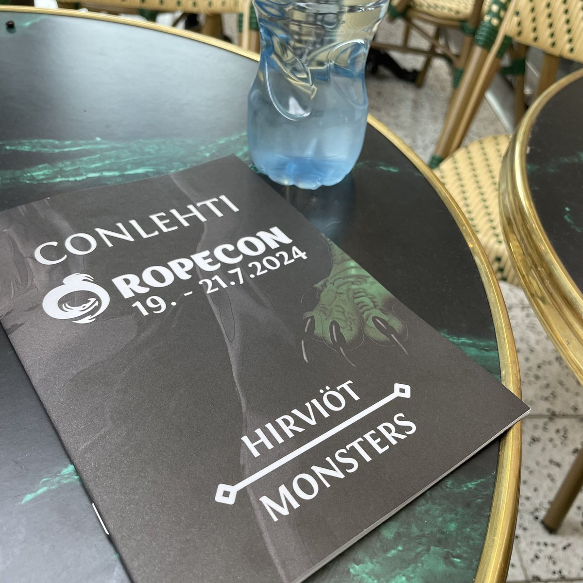 Around 270 people came to listen to the Between Science and Magic panel discussion at #ropecon2024 today. So happy that people are interested in our research and the role-playing game we’re designing 🤩 <a href="/UniTurku/">Turun yliopisto - University of Turku</a> <a href="/KoneenSaatio/">Koneen Säätiö</a>